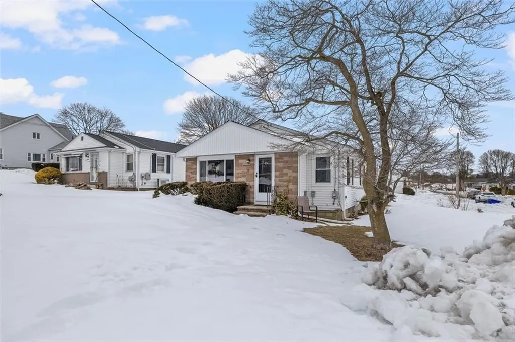 20 John Street North Providence RI 02904