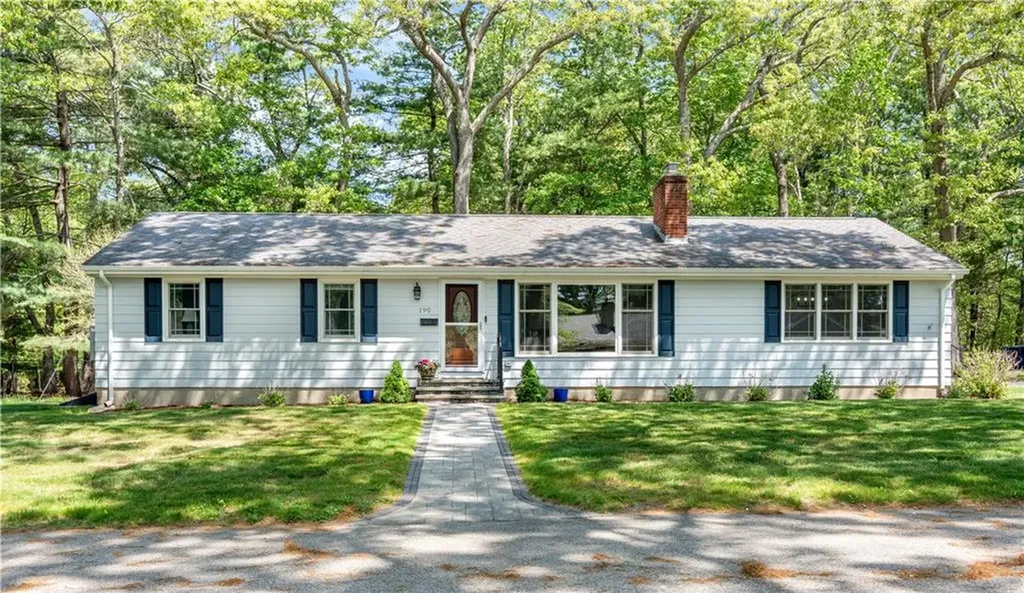 190 Brookhaven Road North Kingstown RI 02852