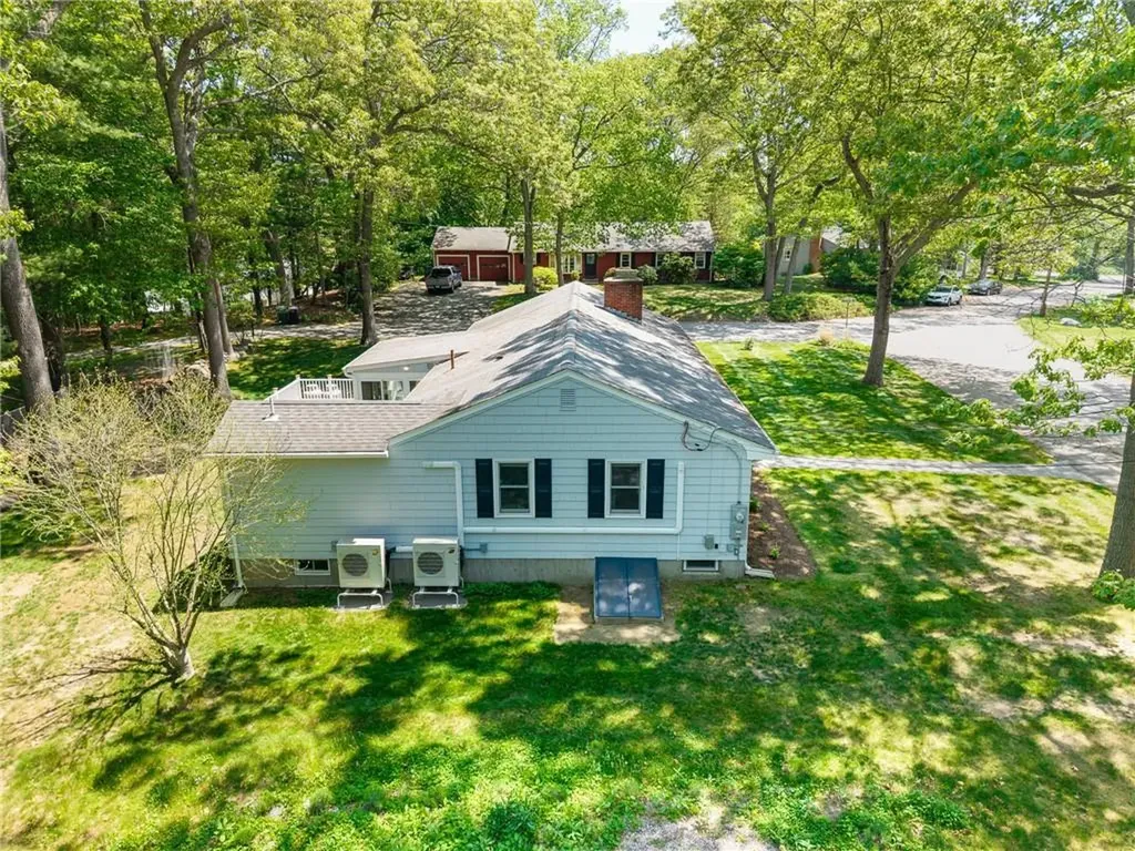 190 Brookhaven Road North Kingstown RI 02852