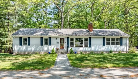 190 Brookhaven Road North Kingstown RI 02852