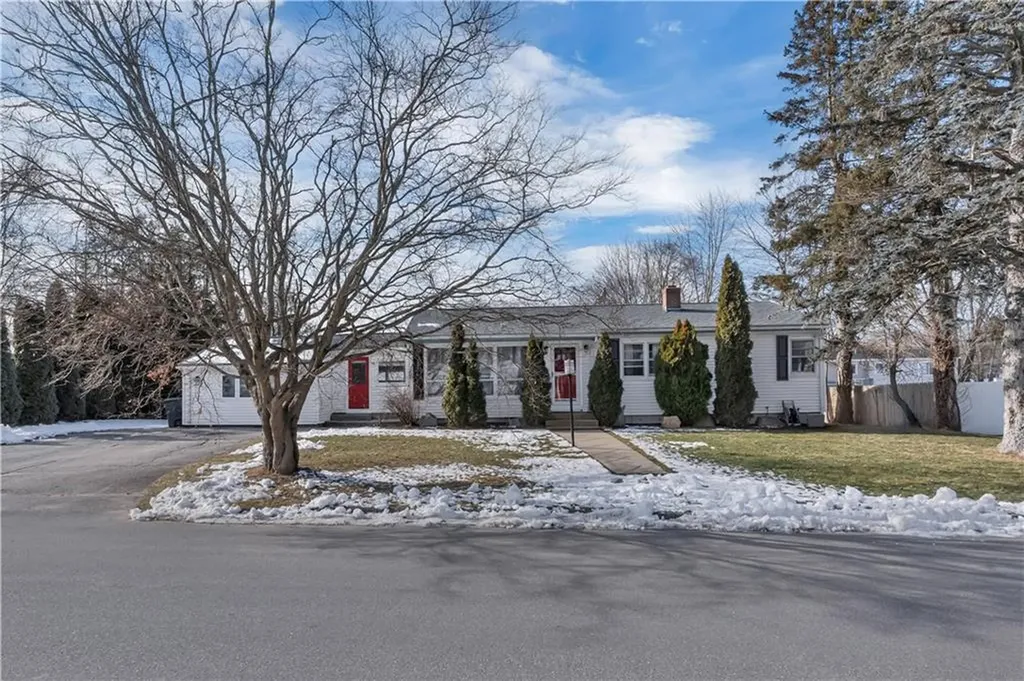 30 S Bennett Drive Johnston RI 02919