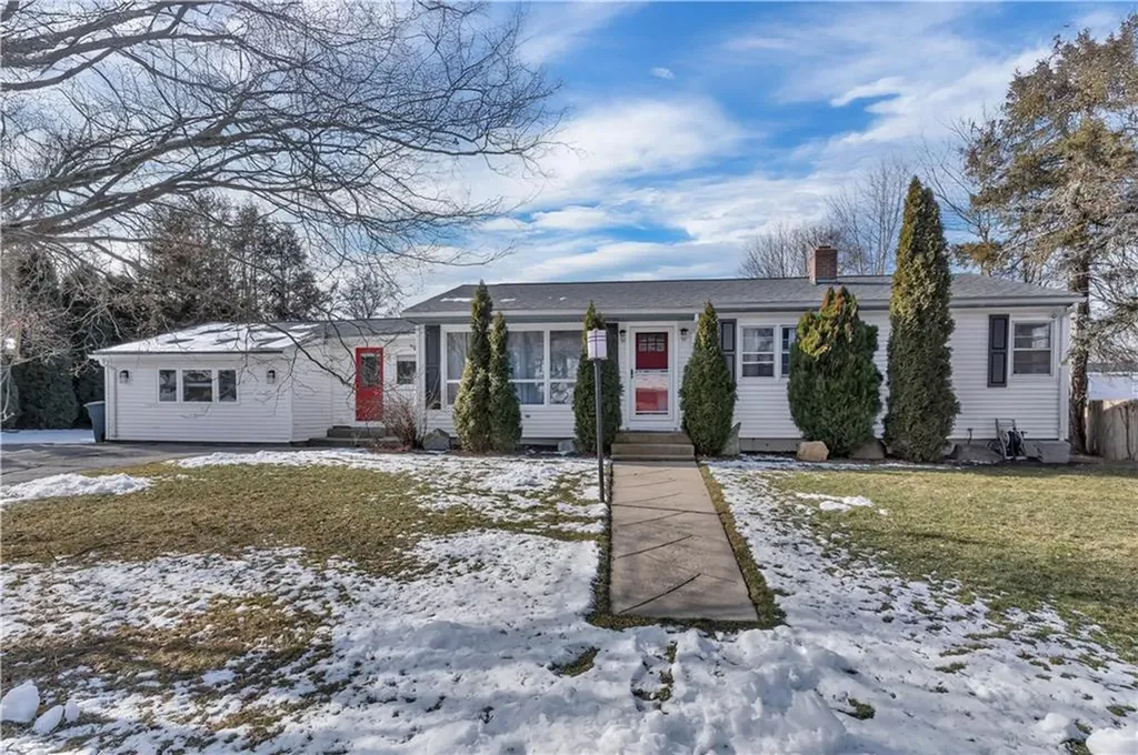 30 S Bennett Drive Johnston RI 02919