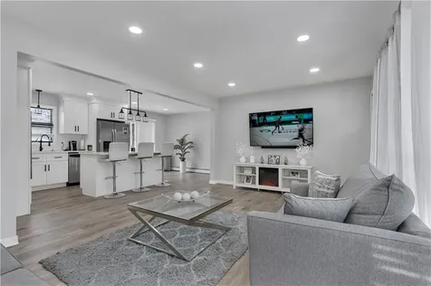 30 S Bennett Drive Johnston RI 02919