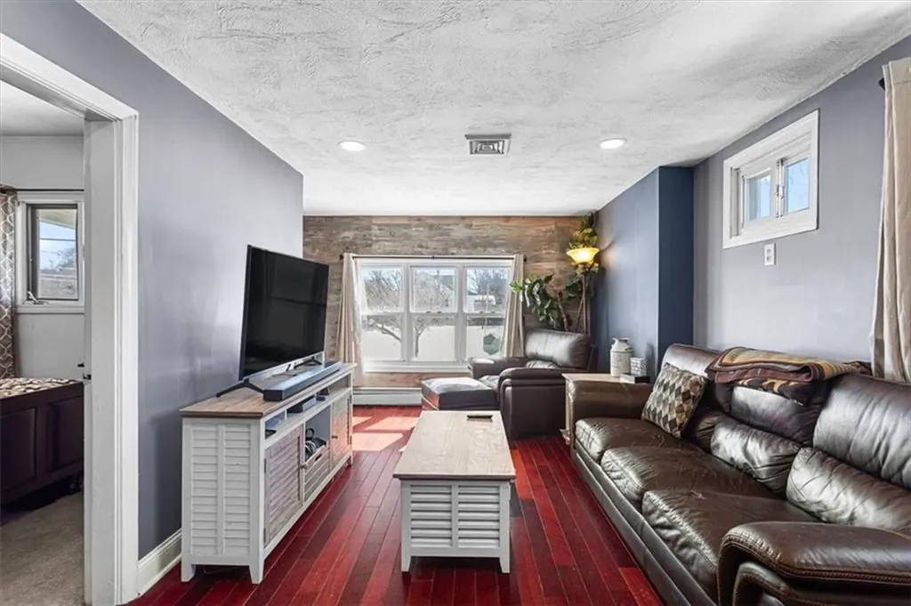 30 Packard Avenue North Providence RI 02911