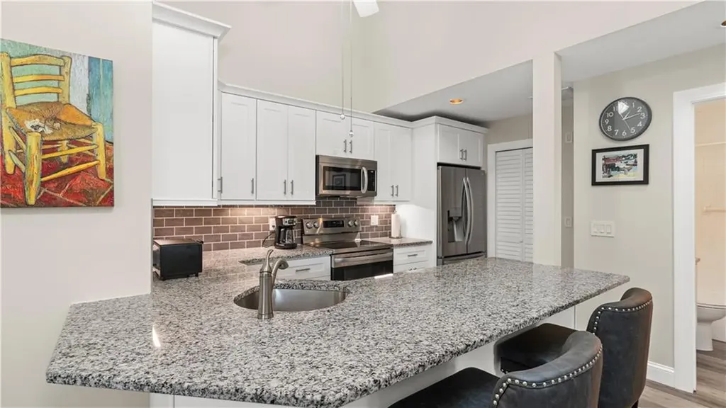 993 Williamsburg Circle Warwick RI 02886