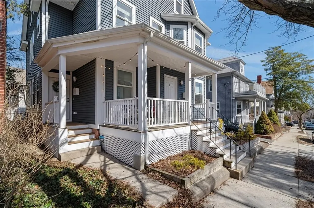 12 University Avenue Providence RI 02906