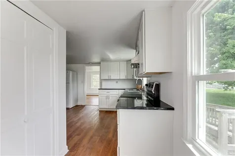 44 Paquins Lane Portsmouth RI 02871