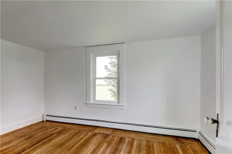 44 Paquins Lane Portsmouth RI 02871