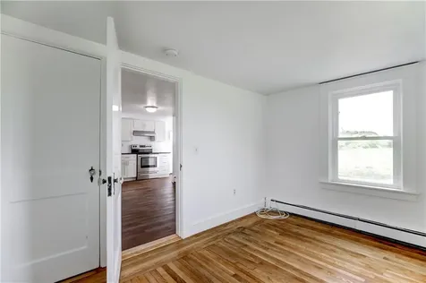 44 Paquins Lane Portsmouth RI 02871