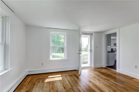 44 Paquins Lane Portsmouth RI 02871