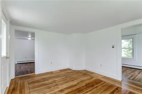 44 Paquins Lane Portsmouth RI 02871