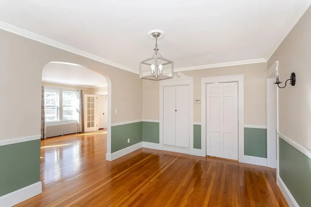 72 Bedlow Avenue Newport RI 02840