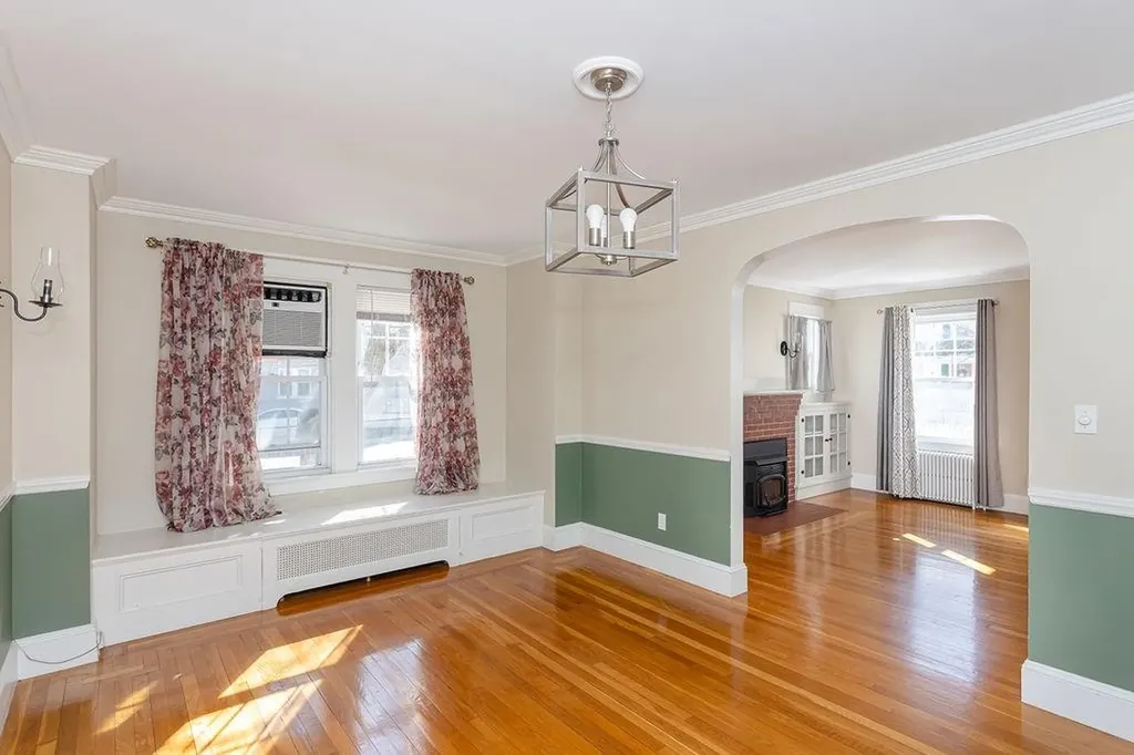72 Bedlow Avenue Newport RI 02840