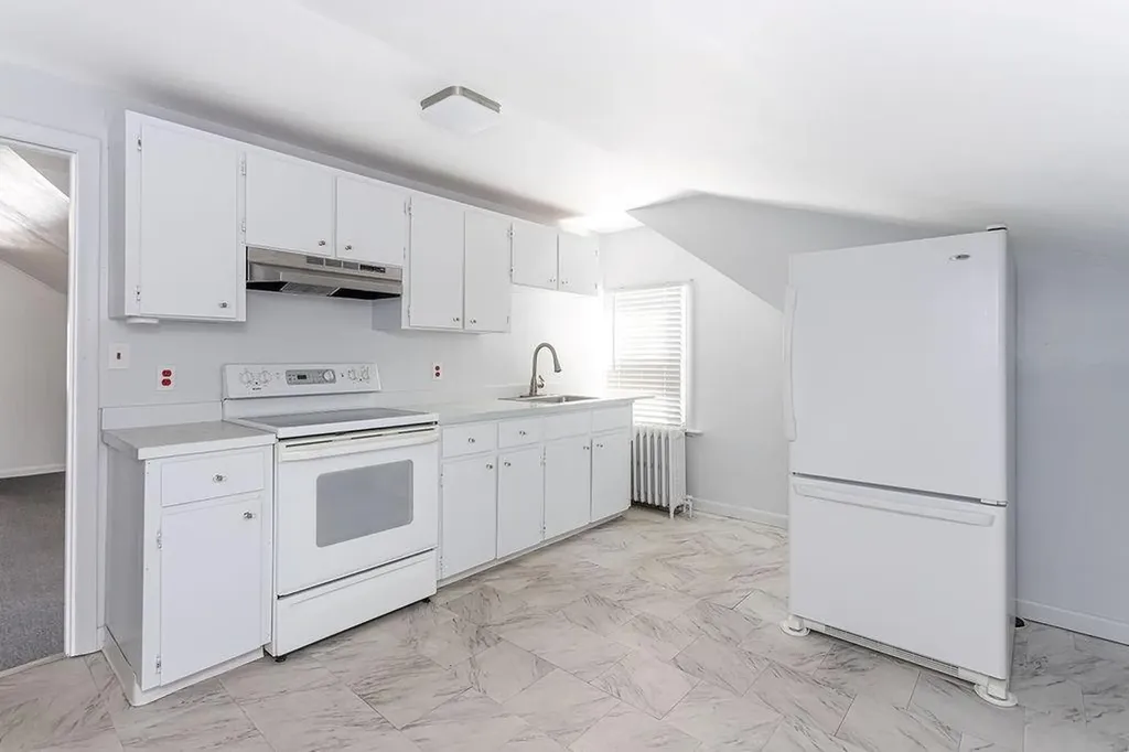 72 Bedlow Avenue Newport RI 02840