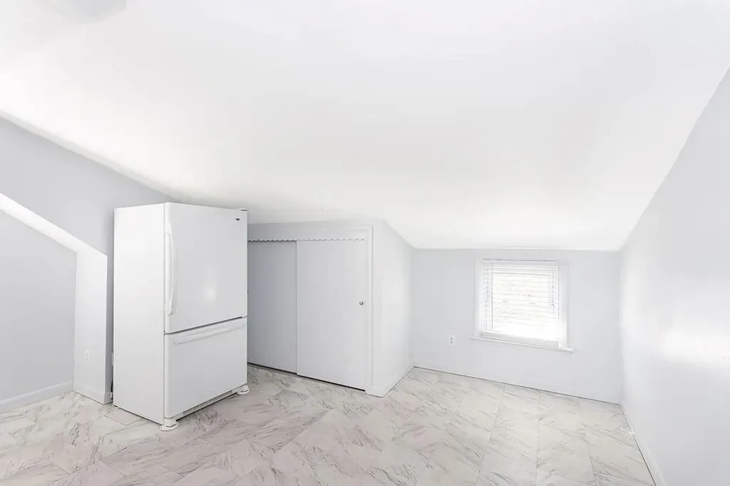 72 Bedlow Avenue Newport RI 02840