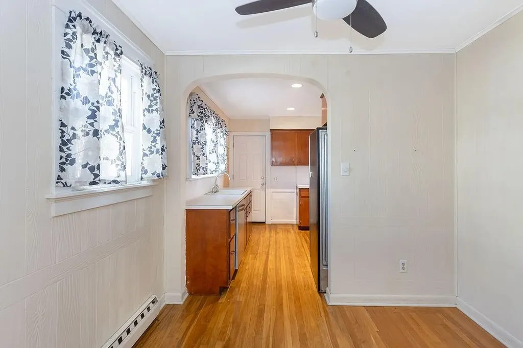 72 Bedlow Avenue Newport RI 02840
