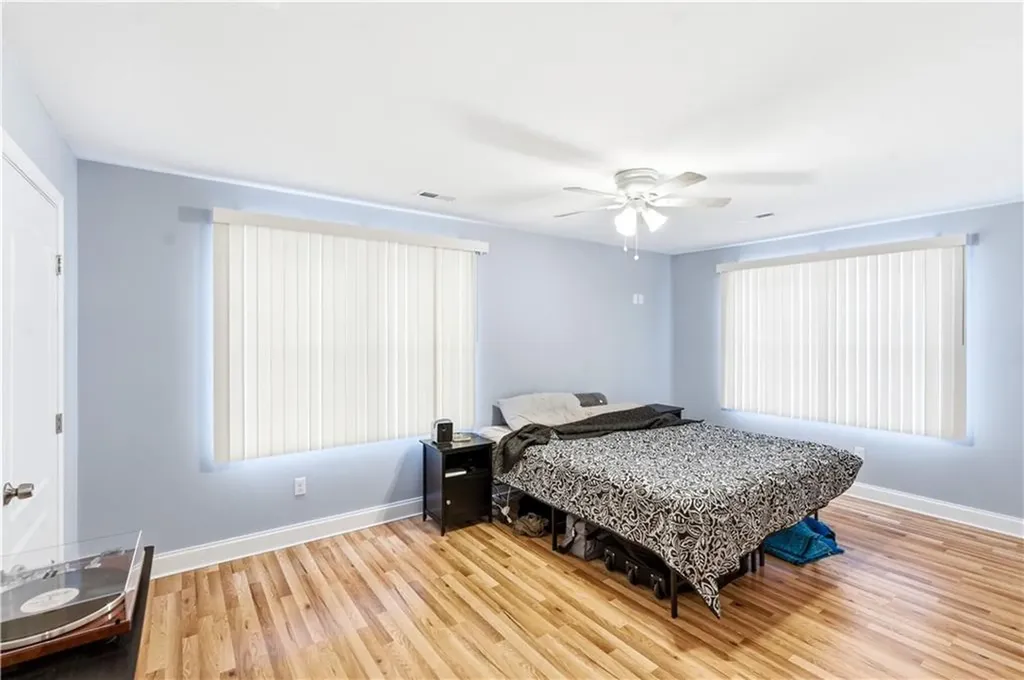 9 Gray Coach Lane Cranston RI 02921