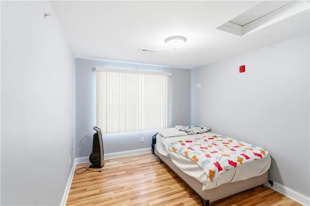 9 Gray Coach Lane Cranston RI 02921