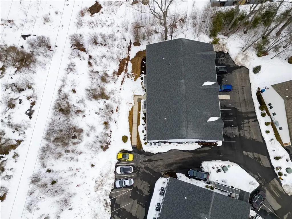 9 Gray Coach Lane Cranston RI 02921