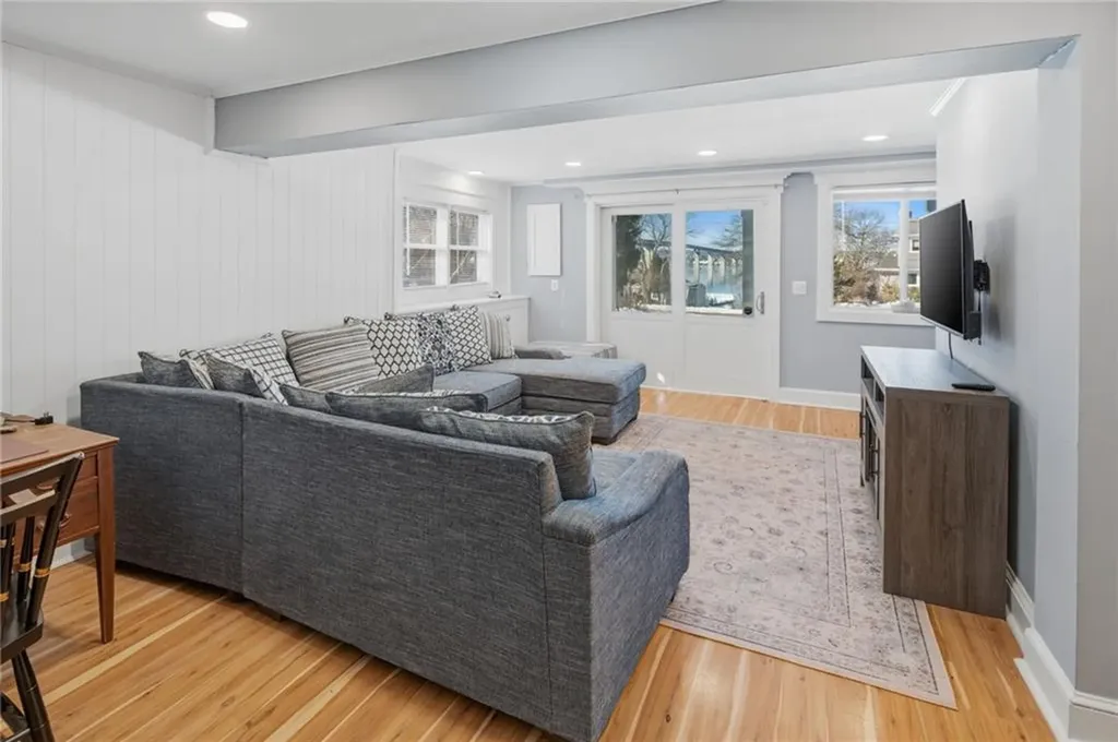174 Seaside Drive Jamestown RI 02835