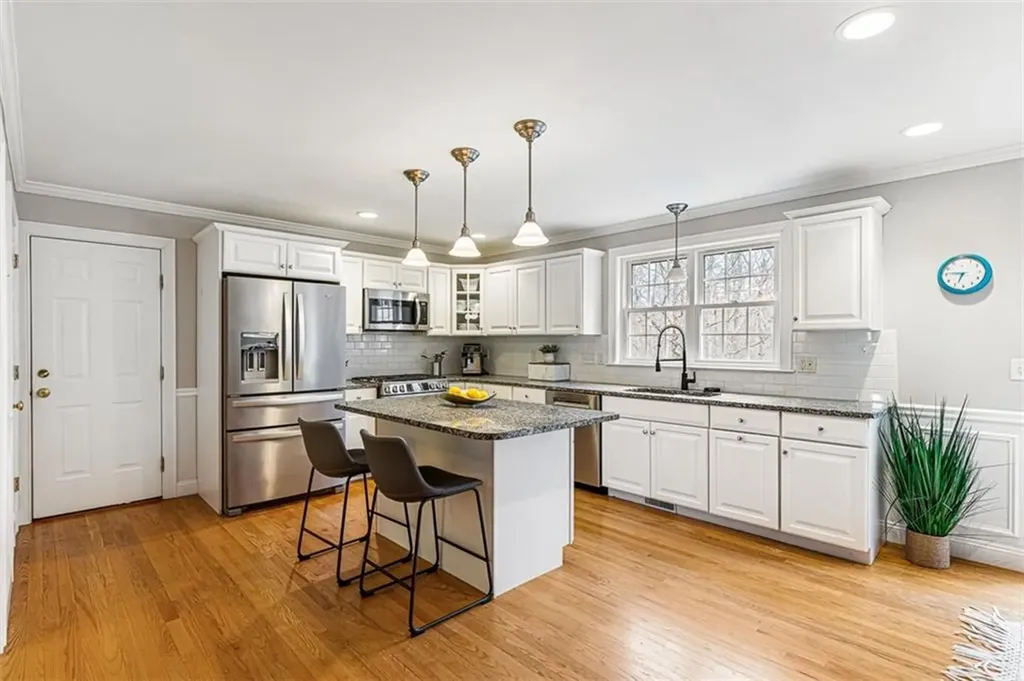 322 Washington Road Barrington RI 02806