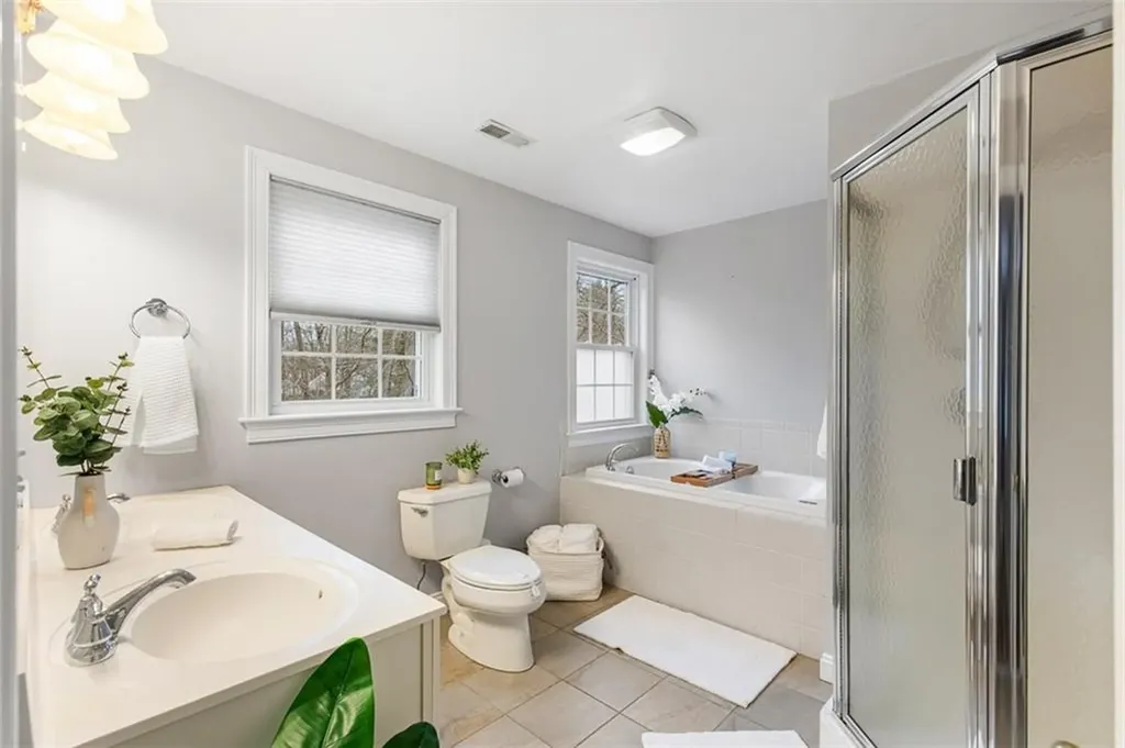 322 Washington Road Barrington RI 02806