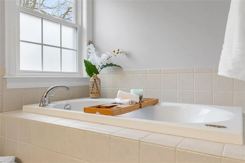 322 Washington Road Barrington RI 02806