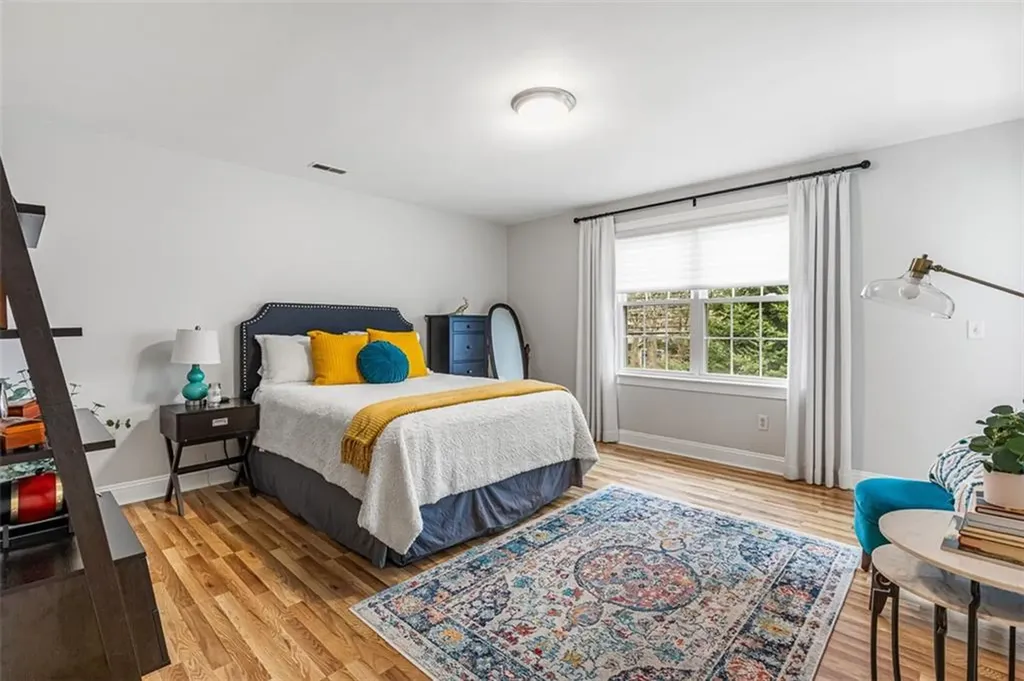 322 Washington Road Barrington RI 02806