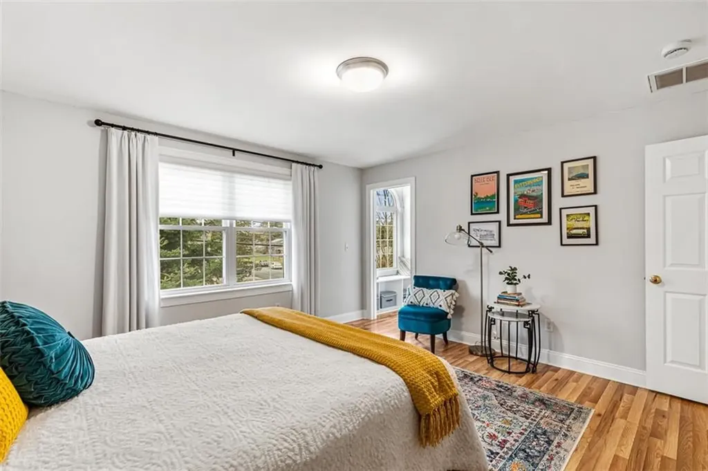 322 Washington Road Barrington RI 02806