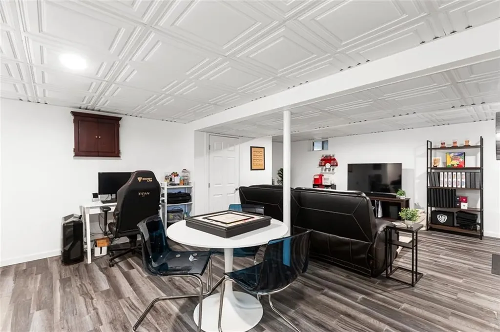 322 Washington Road Barrington RI 02806