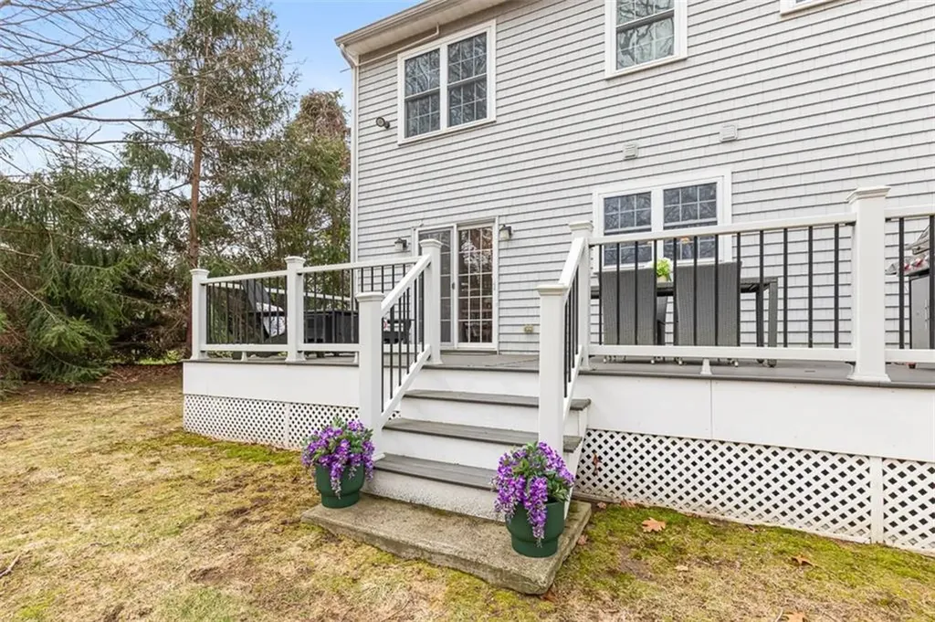322 Washington Road Barrington RI 02806