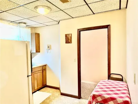 139 Suffolk Avenue Pawtucket RI 0261