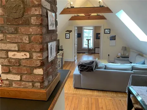27 Young Street Newport RI 02840
