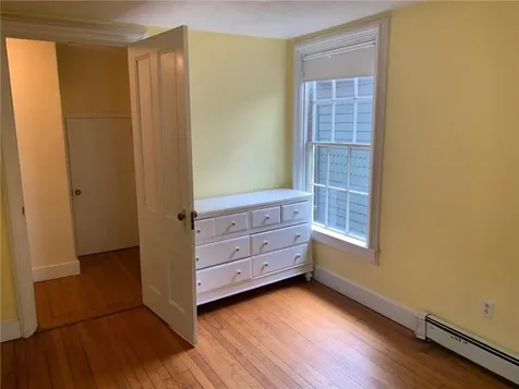 27 Young Street Newport RI 02840