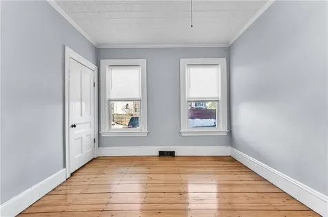 45 51 Wendell Street Providence RI 02909