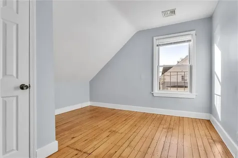 45 51 Wendell Street Providence RI 02909