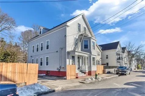 45 51 Wendell Street Providence RI 02909