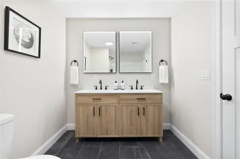 2907 Post Road Warwick RI 02886