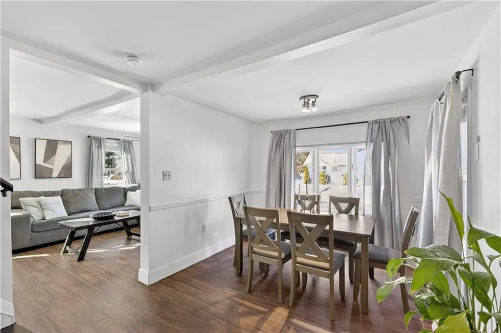 404 Church Avenue Warwick RI 02889