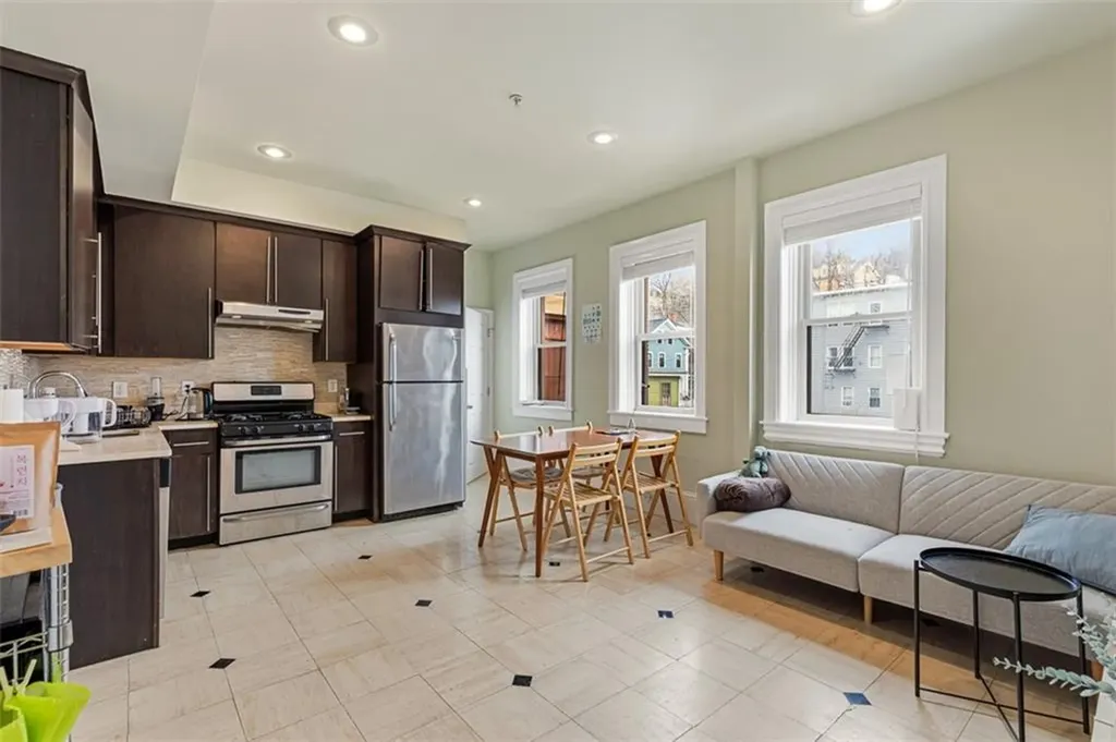 161 Benefit Street Providence RI 02903