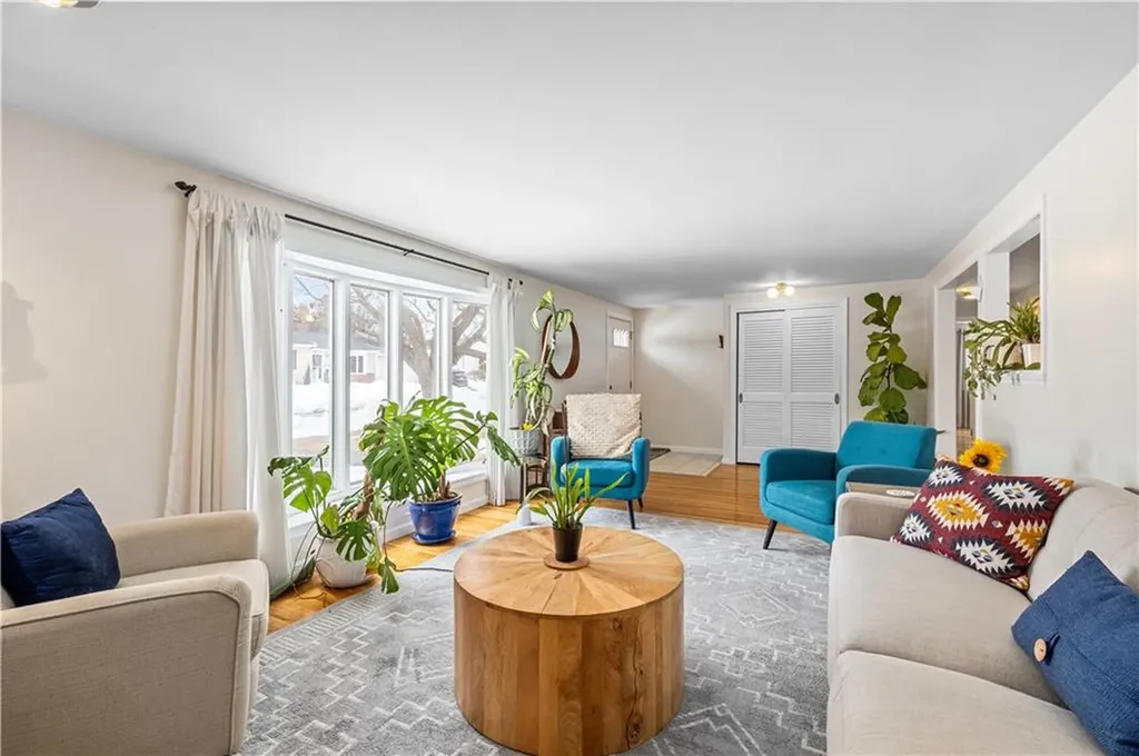 127 Dellwood Road Cranston RI 02920