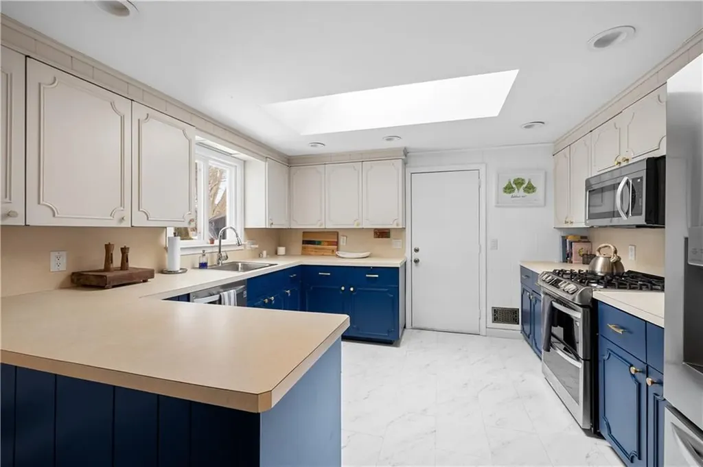 127 Dellwood Road Cranston RI 02920