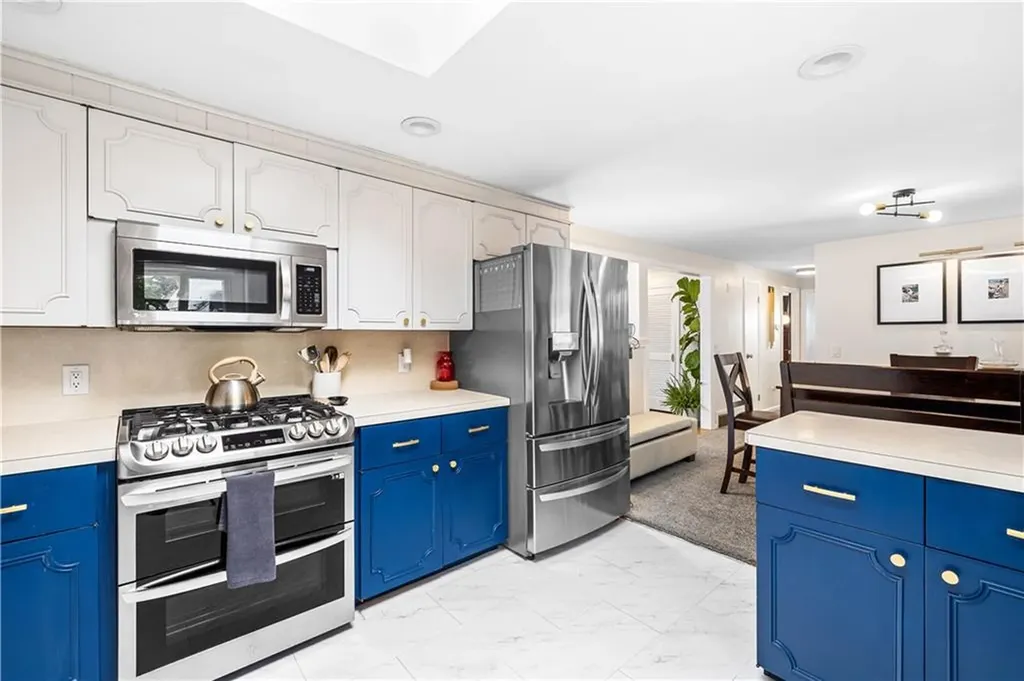 127 Dellwood Road Cranston RI 02920