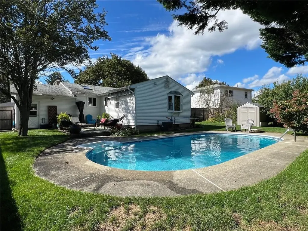 127 Dellwood Road Cranston RI 02920