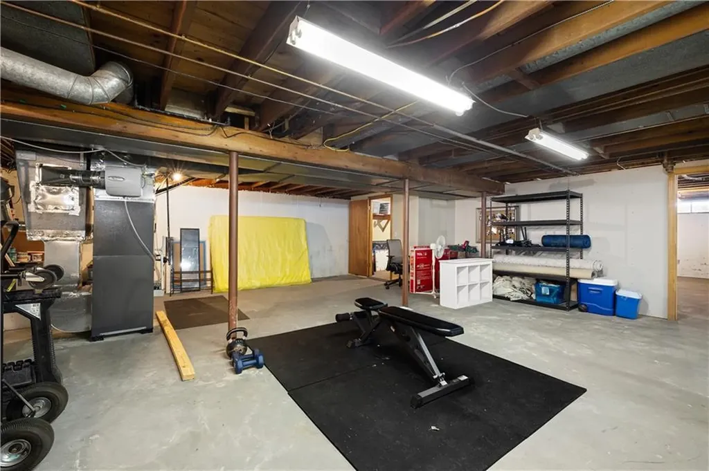 127 Dellwood Road Cranston RI 02920