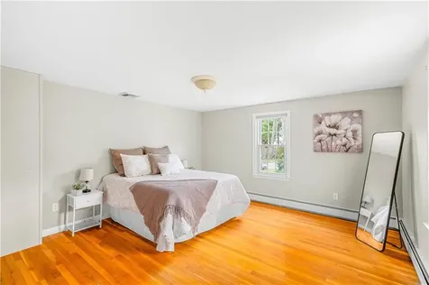 90 Bow Street East Greenwich RI 02818