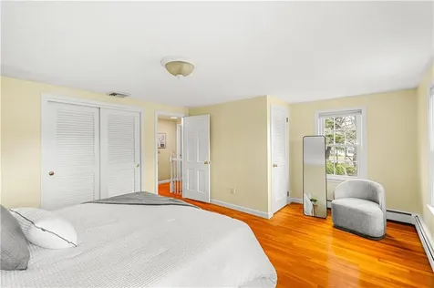 90 Bow Street East Greenwich RI 02818