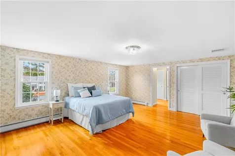 90 Bow Street East Greenwich RI 02818