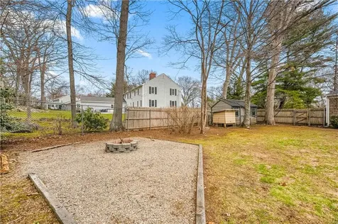 90 Bow Street East Greenwich RI 02818