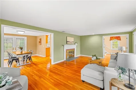 90 Bow Street East Greenwich RI 02818